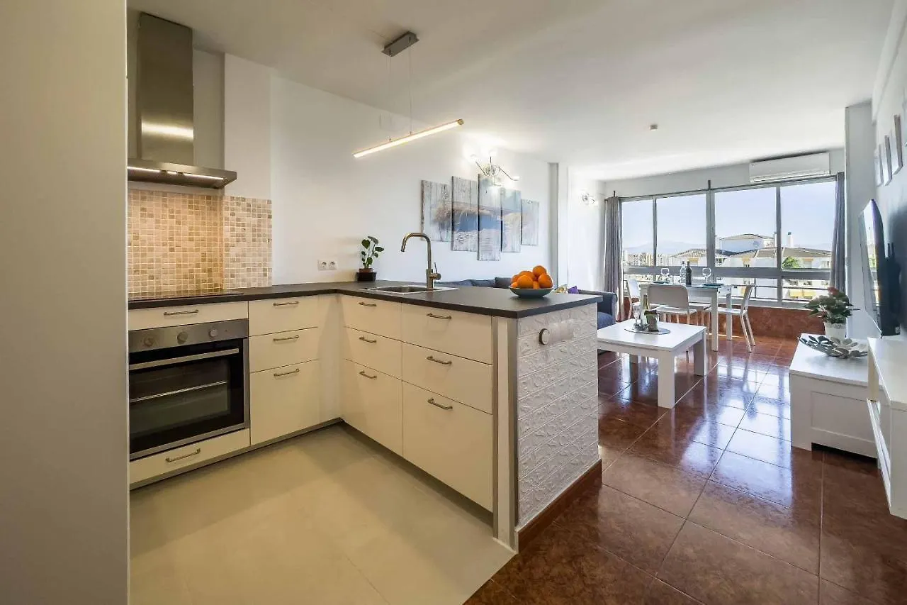 Apartamento Acogedor, Terraza, Piscina Y Mar ベナルマデナ アパート