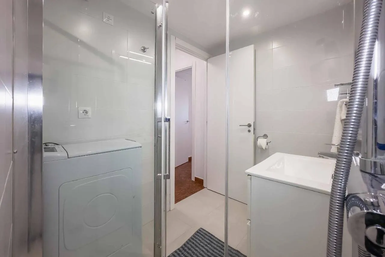 شقة Apartamento Acogedor, Terraza, Piscina Y Mar بينالماذينا